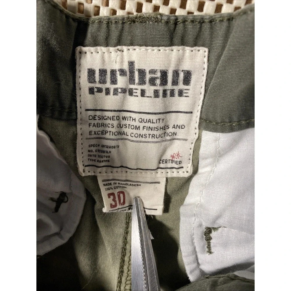 Urban Pipeline Mens Cargo Shorts 30 Waist 11" Inseam Green Floral Baggy Skater - Picture 4 of 5